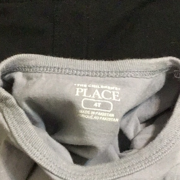 3 Boys Outfits size 4T (3 shirts & 3 Shorts) - Picture 8 of 9